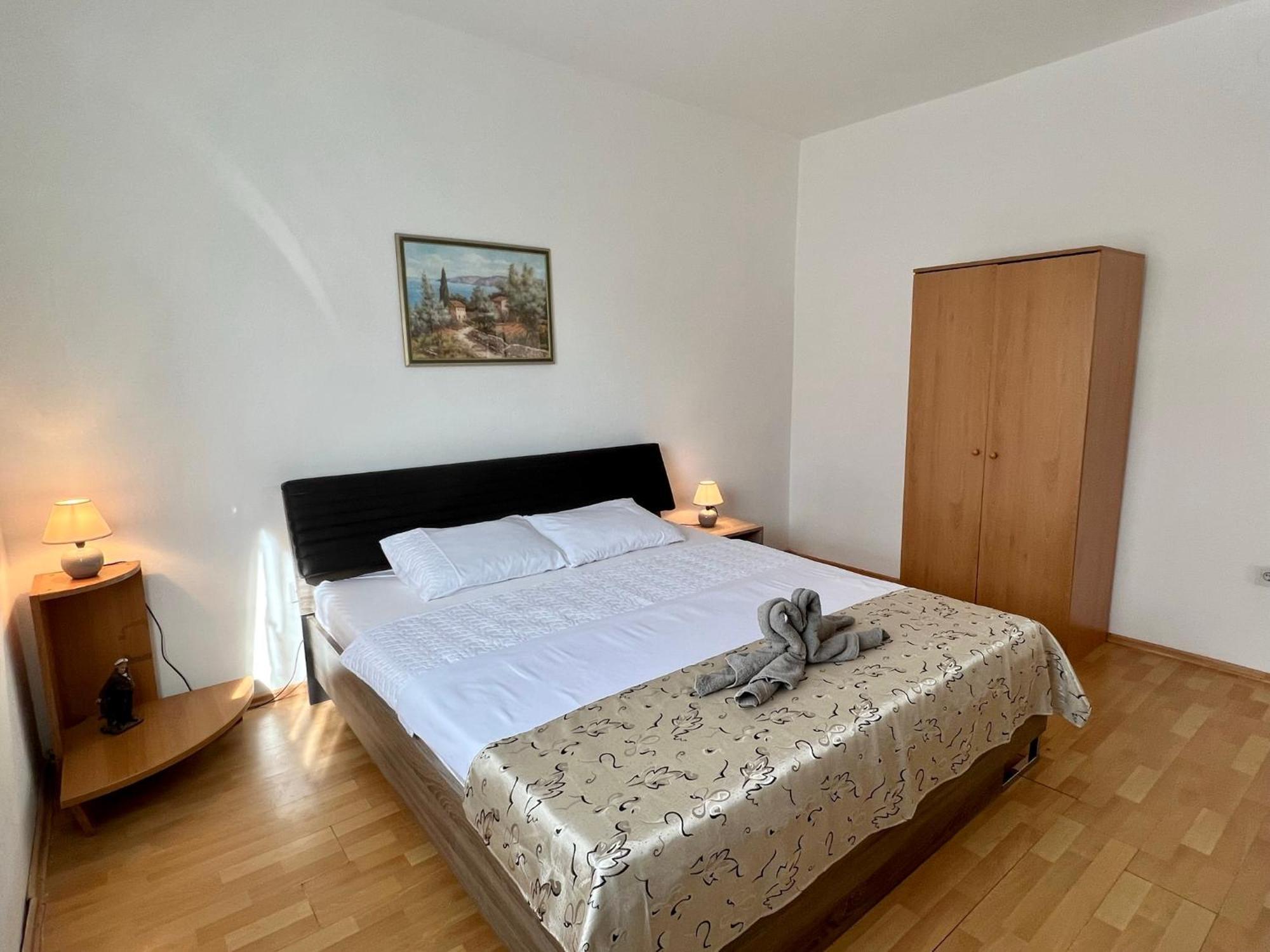 Apartments Monika Bibinje Bagian luar foto